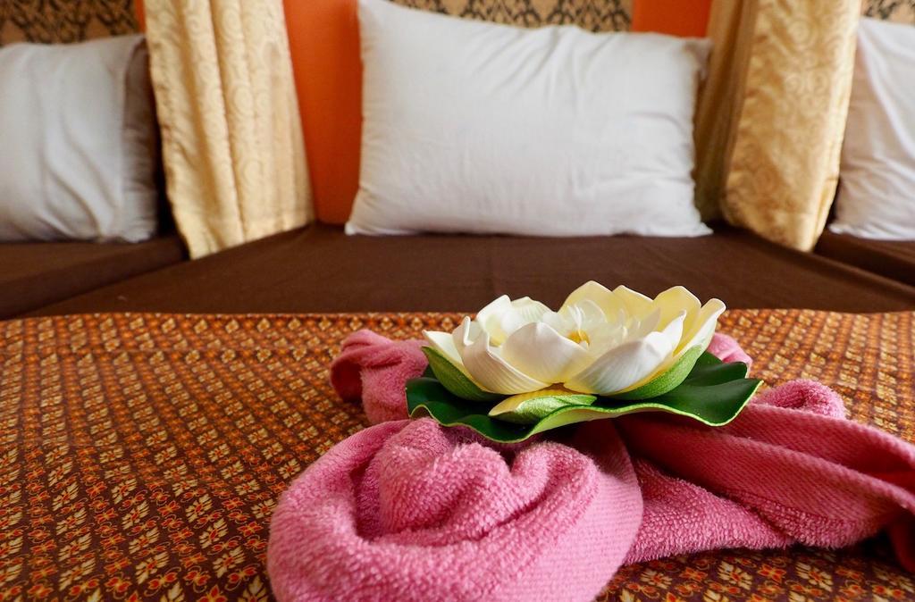 Sawasdee Mansion Hotel Patong Exterior photo