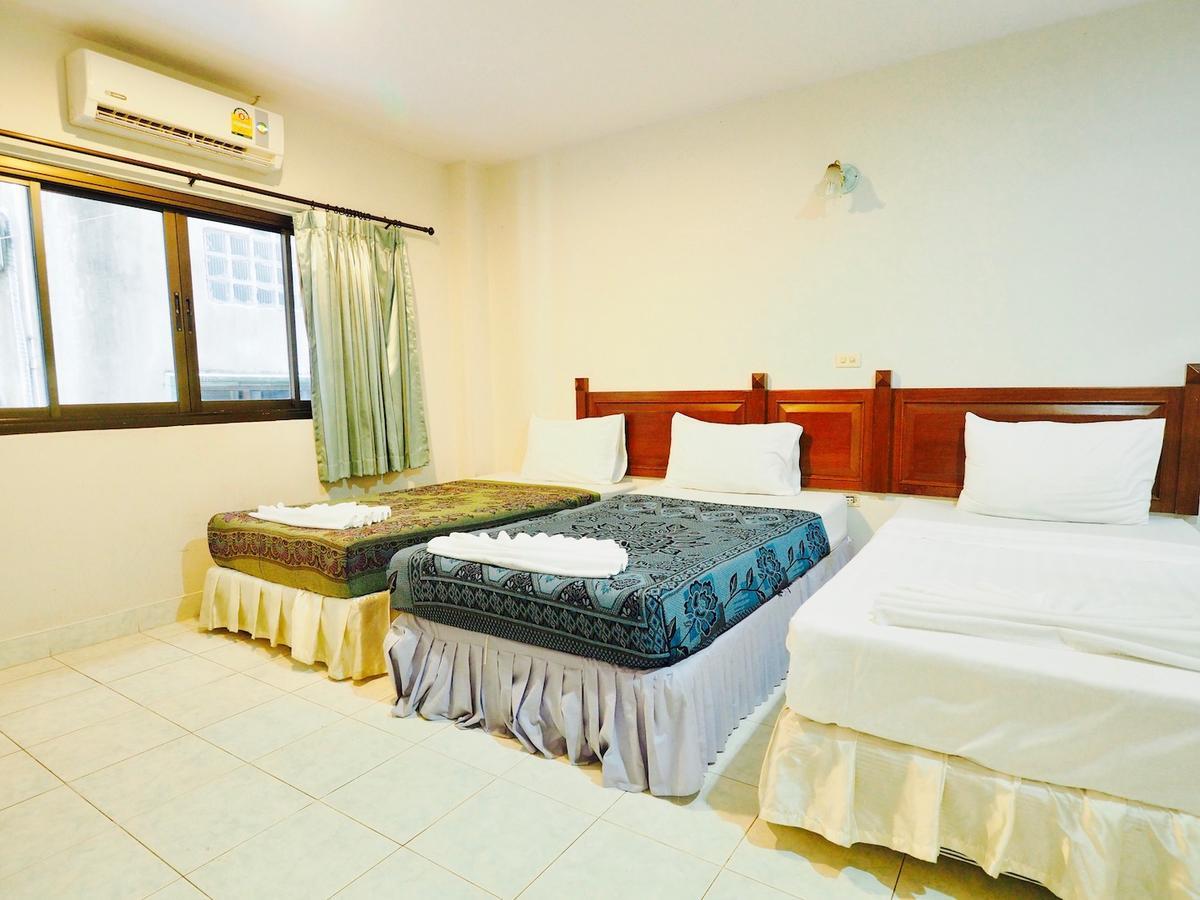 Sawasdee Mansion Hotel Patong Exterior photo