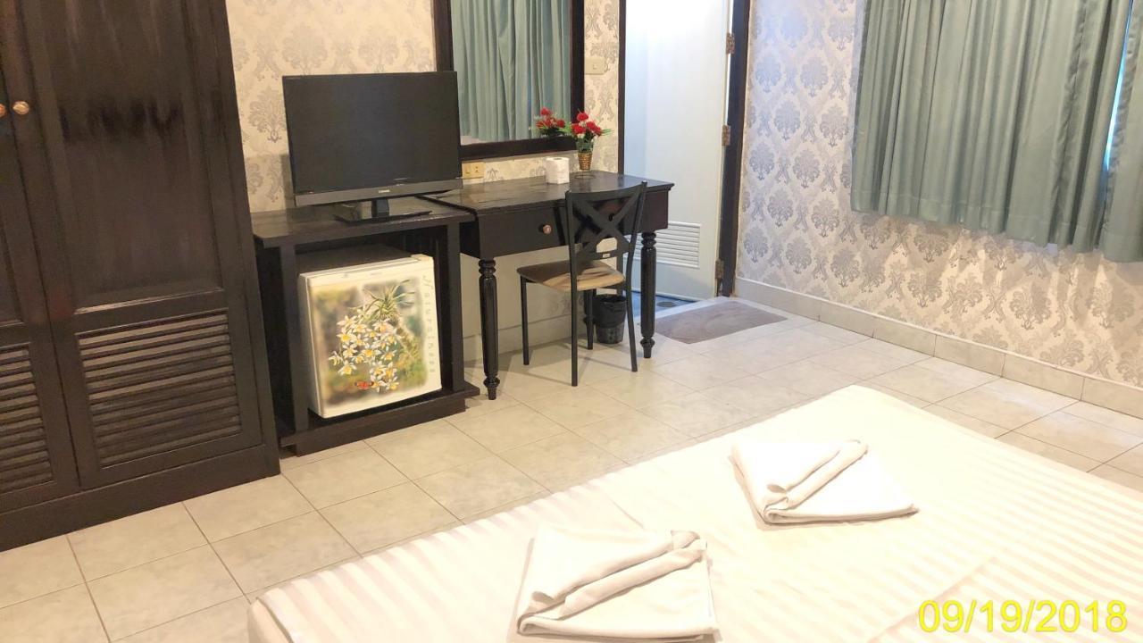 Sawasdee Mansion Hotel Patong Exterior photo