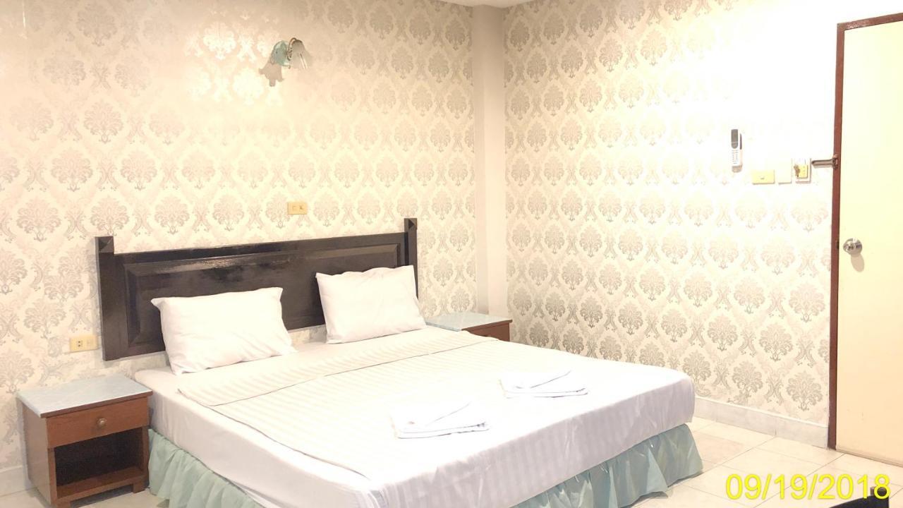 Sawasdee Mansion Hotel Patong Exterior photo